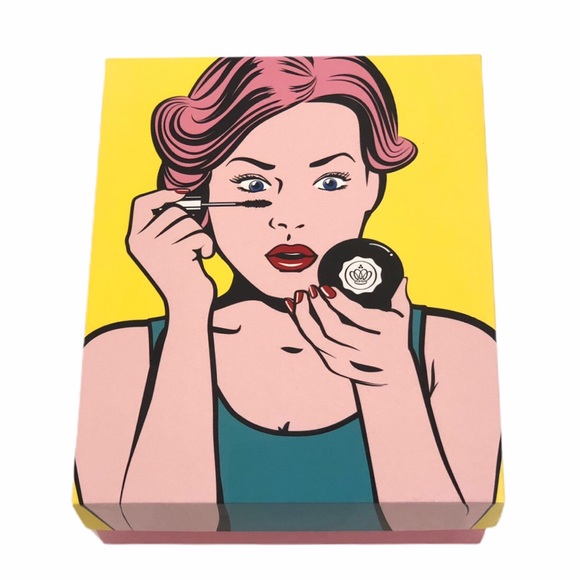 Glossybox Collectible Pop Art Girl Box - Picture 7 of 7